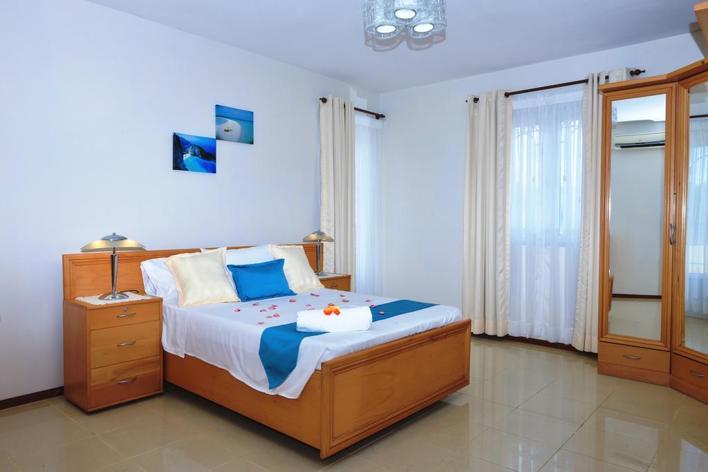 Sunset Villa Flic en Flac Ngoại thất bức ảnh